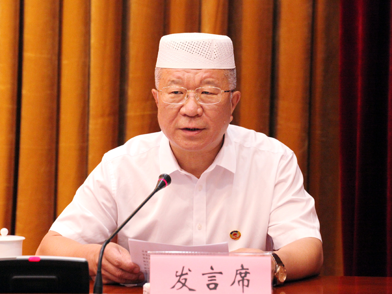 6、省政协常委栗松臣发言.jpg 6、省政协常委栗松臣发言.jpg